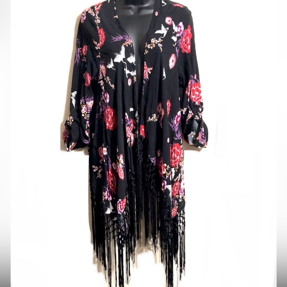 🌟SALE🌟🌺TORRID Crane Bird Print Floral Print Kimono🌺 - Picture 2 of 12